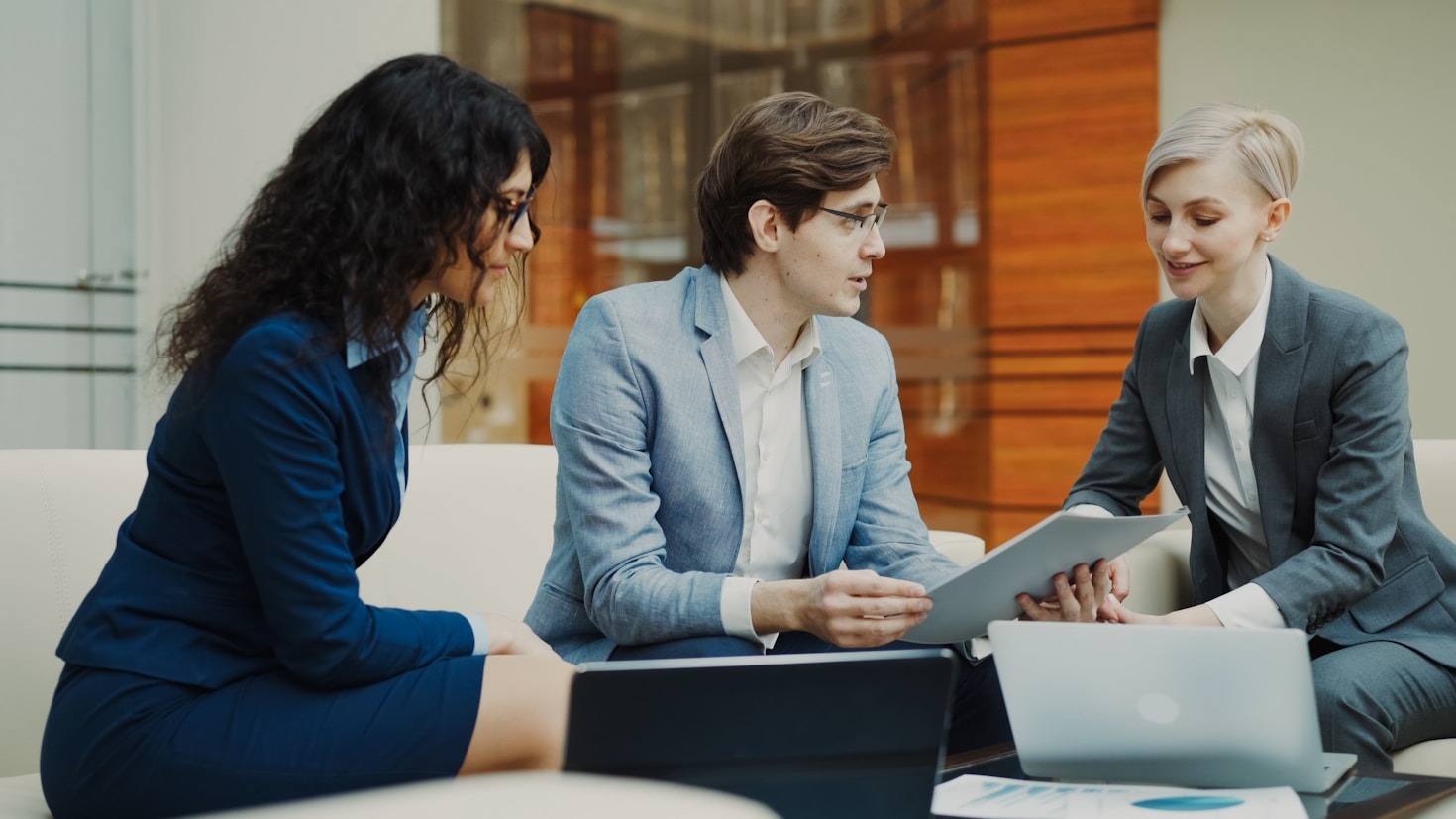 Streamlining Corporate Workflows With Intelligent Systems